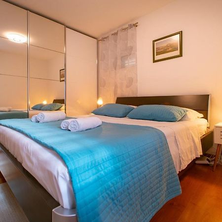 Apartment Anika Split Bagian luar foto