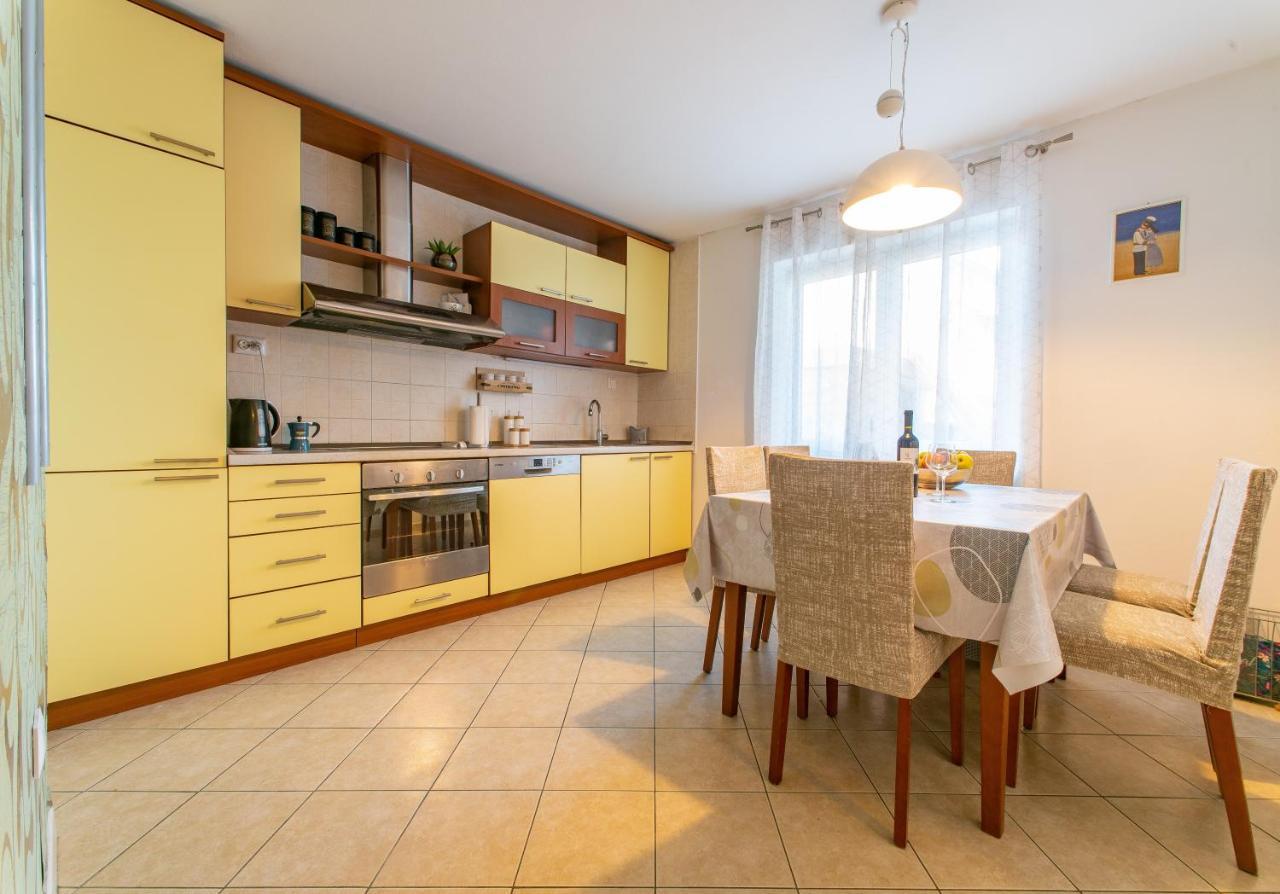 Apartment Anika Split Bagian luar foto